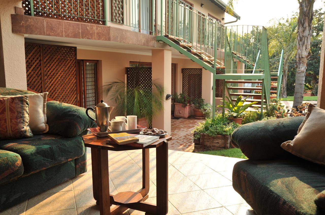 Claires Of Sandton Luxury Guest House Johannesburg Exterior photo